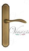 Дверная ручка Venezia на планке PL02 мод. Alessandra (мат. бронза) проходная